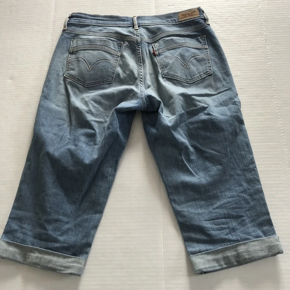 Levi's Blue Jean Cuffed Crop Capri Y2K Women's Sz 8 A351
